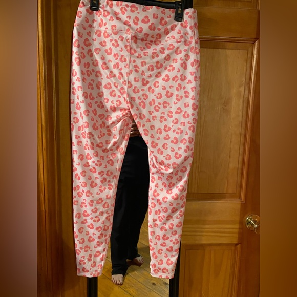 Cabana by Crown & Ivy full length leggings - Picture 3 of 3